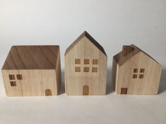 3つの積み木の家
